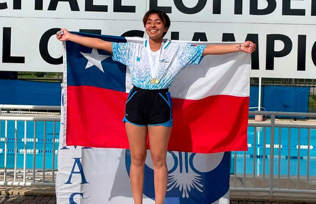 Duocana rompe récord nacional de natación en competencia internacional en Estados Unidos
