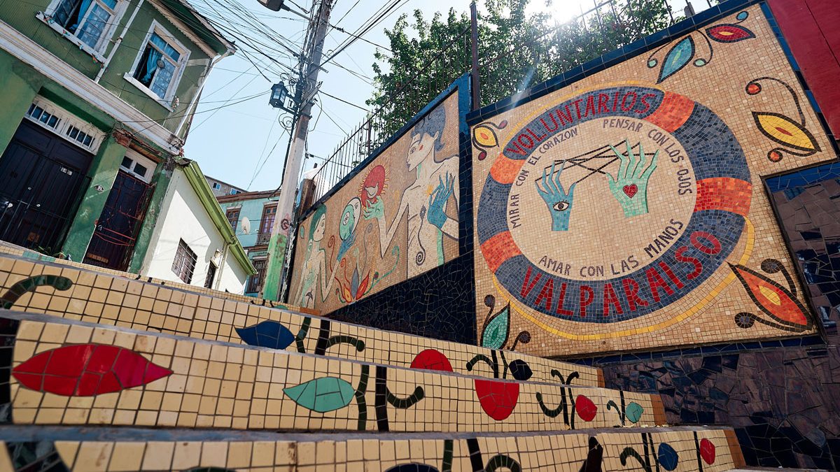 Comunidad duocana colabora en emblemático proyecto turístico de Valparaíso